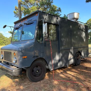2004 Workhorse Food Truck for Sale