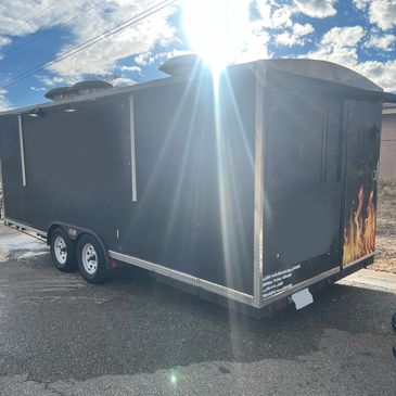 24-Foot Food Trailer with Outdoor Lighting