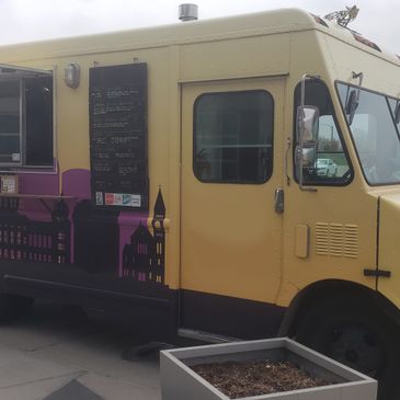 Permitted 1995 GMC Food Truck Ready to Roll