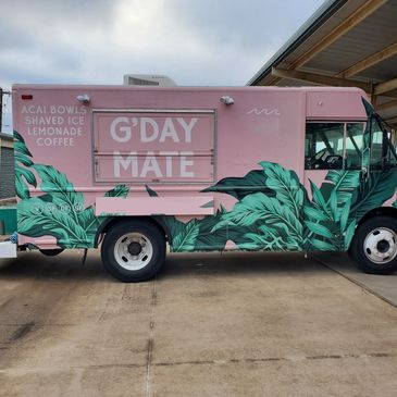 2007 Freightliner MT45 Food Truck in Great Condition