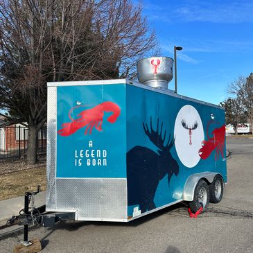 Turn key - 2019 14' Lark custom Kitchen Food Trailer