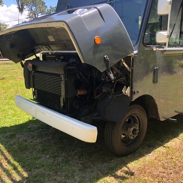 2002 Workhorse Food Truck with Wood Fired Pizza Oven