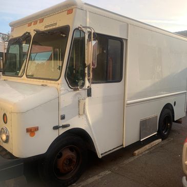 Fully Equipped 2004 Step Van Food Truck - Ready to Launch Your Culinary Business!
