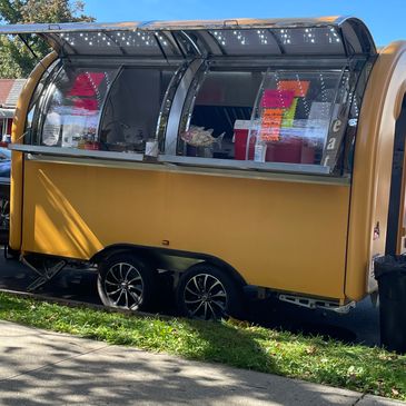 2023 Yellow Food Trailer