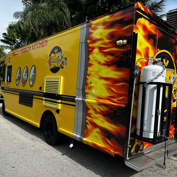 Custom Built 3-Grill Food Truck For Sale with 2021 Engine